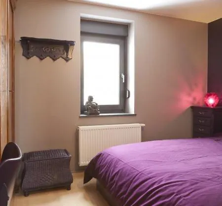 Aux Pres De La Cure Bed & Breakfast *