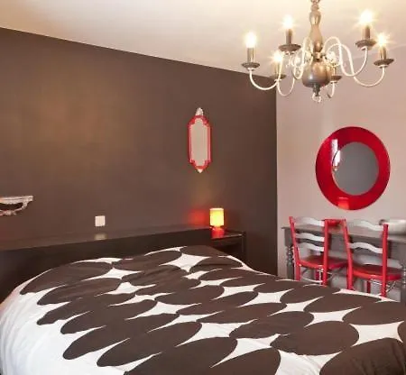 Aux Pres De La Cure Bed & Breakfast *